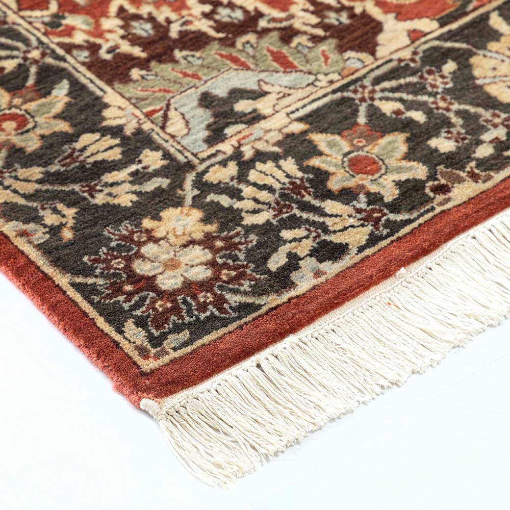 Akshita (In-Stock)